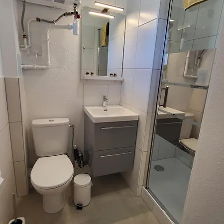Appartamento Les Naiades 2 Avec Place Parking Privée Incluse Climatisation Wifi Grande Terrasse Idéal Pour Cure Thermale