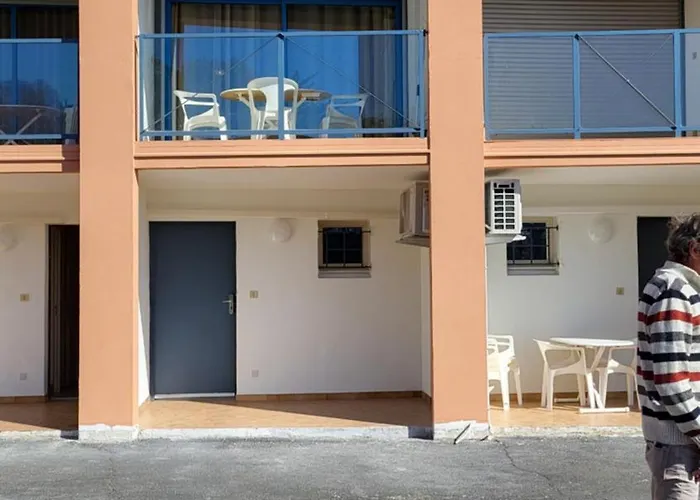 Les Naiades 2 Avec Place Parking Privee Incluse Climatisation Wifi Grande Terrasse Ideal Pour Cure Thermale * Balaruc-les-Bains